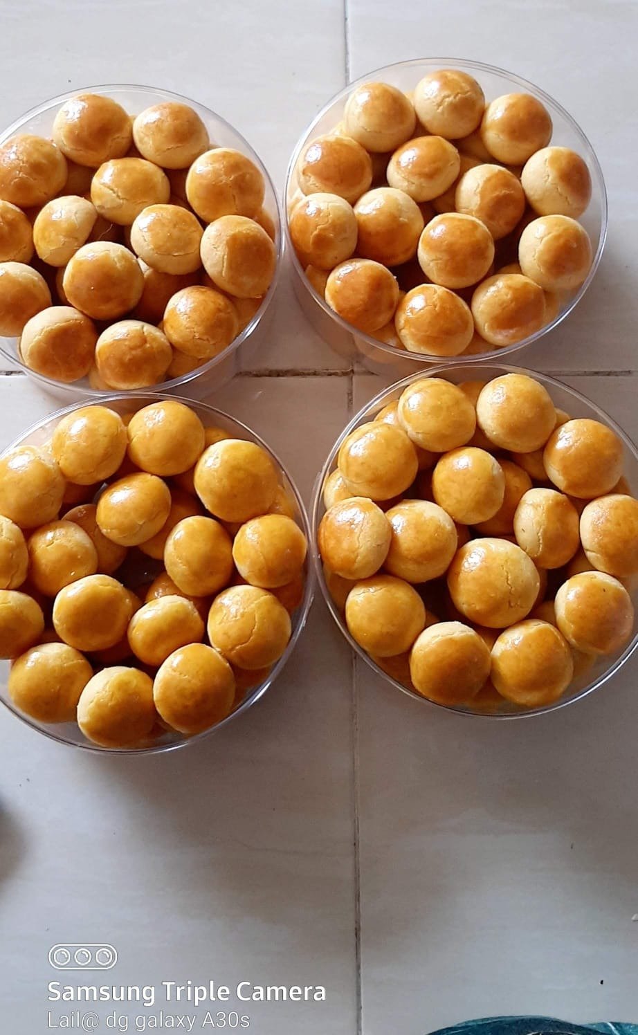 KUE KERING DAN KUE BASAH